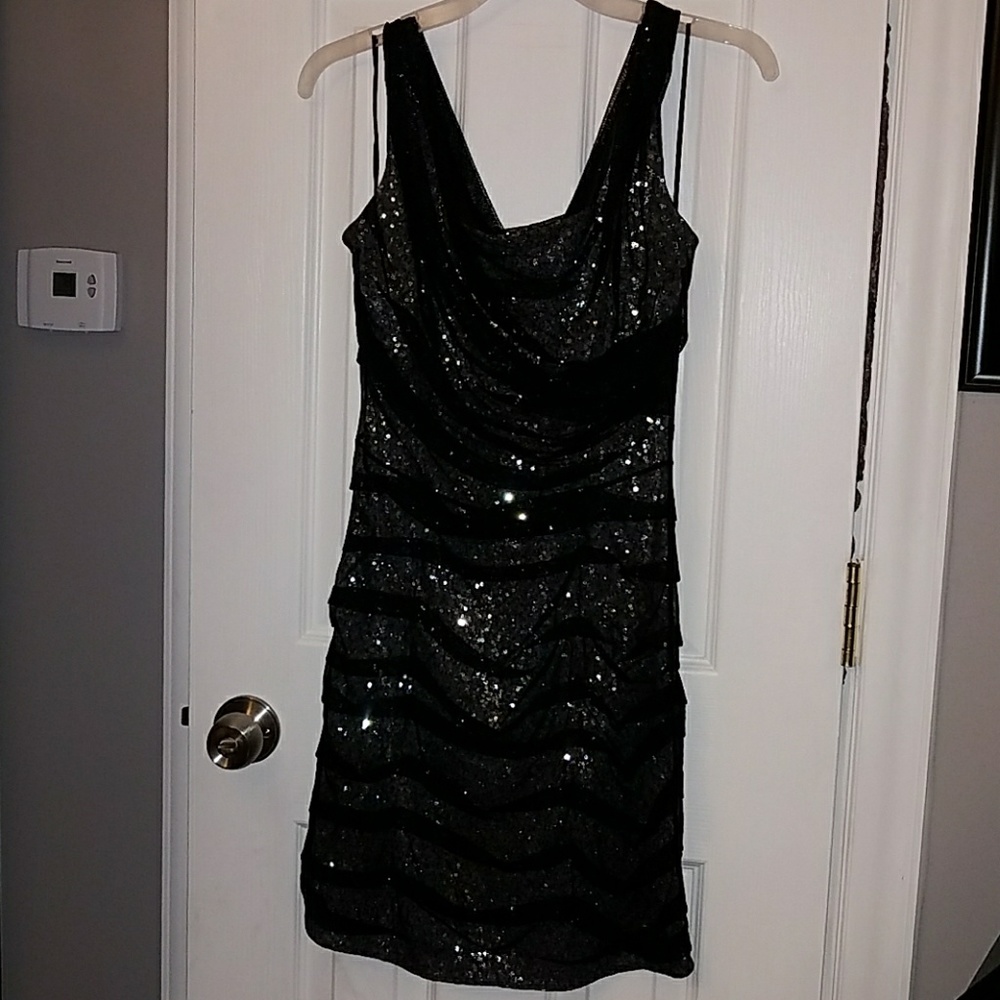Express party dress size 6 black silver sequence